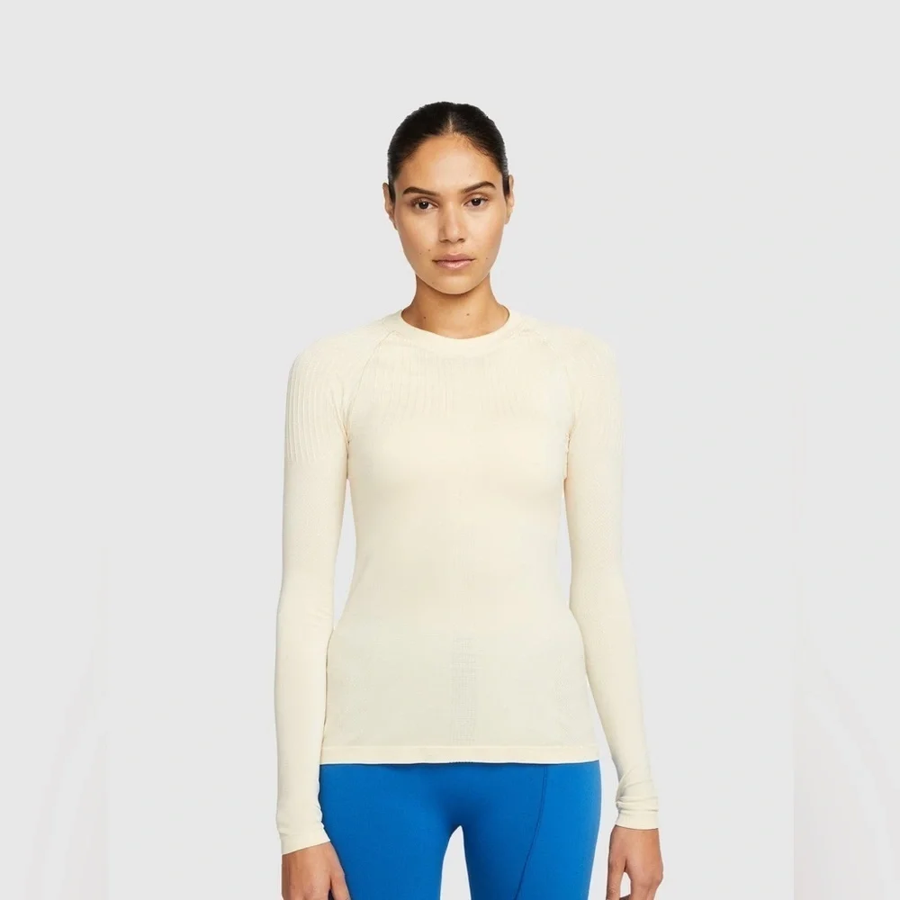 Nike x MMW Womens Athletic Yoga Top Beige Stretch EUC Size XL Long Sleeve